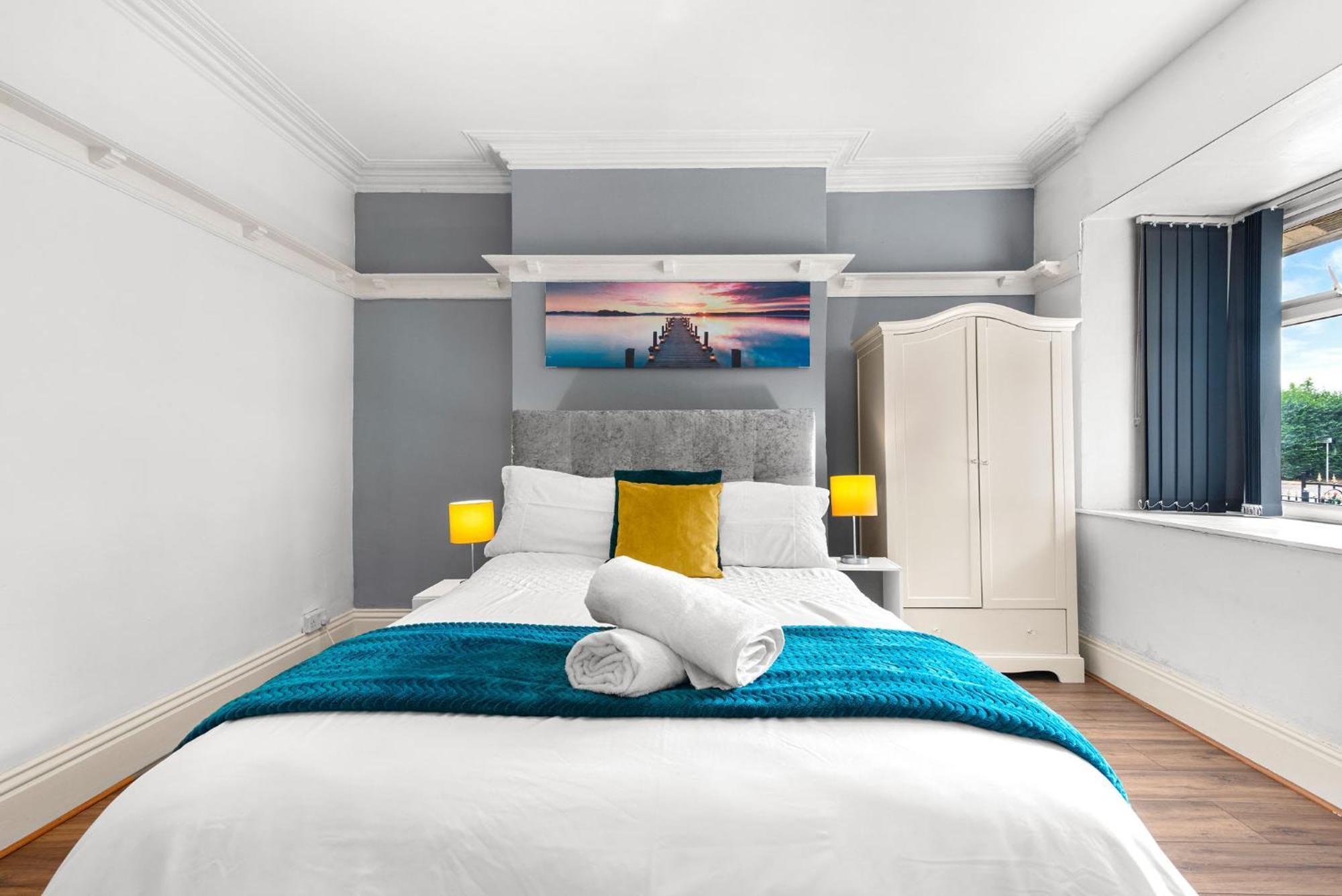 Hilltop Place Suites Near Meadowhall 谢菲尔德 外观 照片