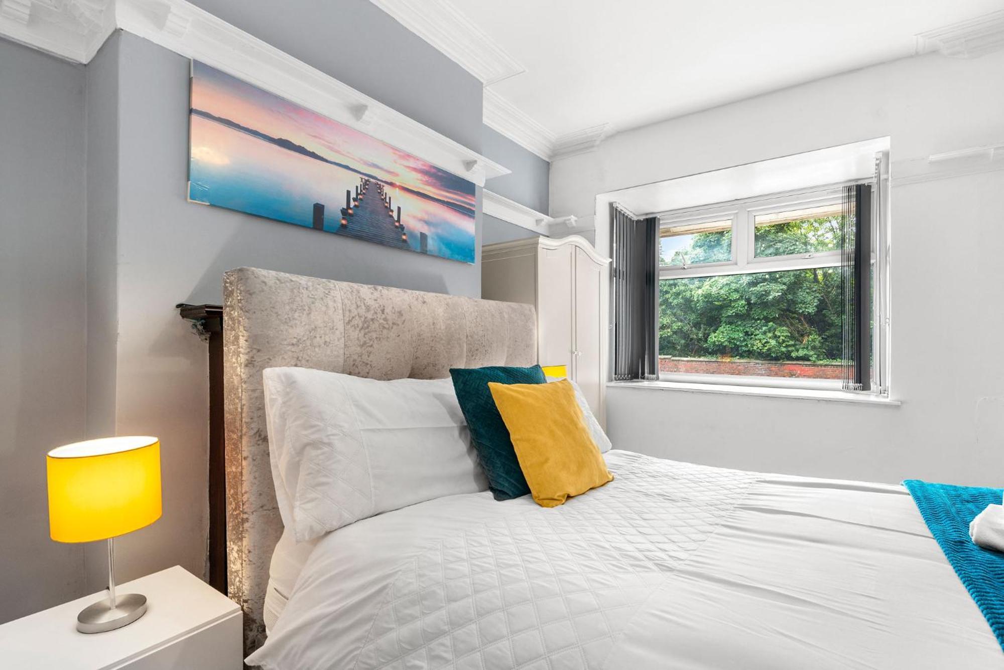Hilltop Place Suites Near Meadowhall 谢菲尔德 外观 照片